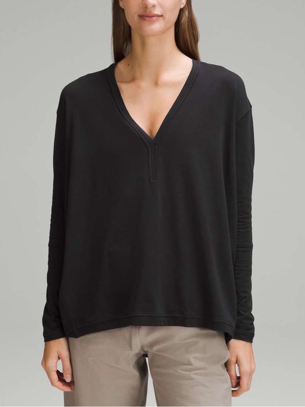 Lululemon Back In Action Black Long Sleeve V Neck Activewear Shirt Womens Size 8
